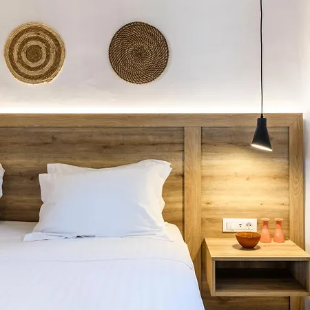 The Mykonist Merchia & *