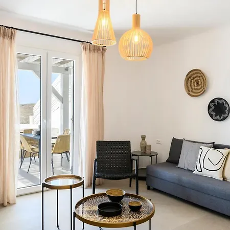 The Mykonist Merchia & Holiday home Merchia Beach