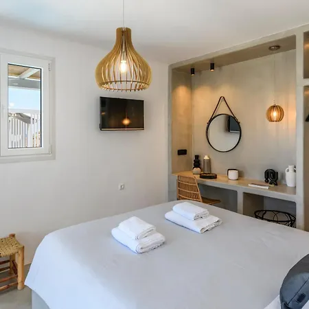 The Mykonist Merchia & Holiday home Merchia Beach