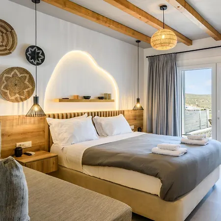 The Mykonist Merchia & Holiday home *