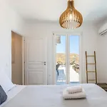 The Mykonist Merchia & *