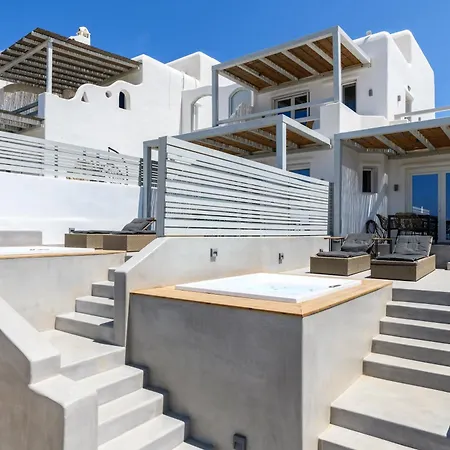 The Mykonist Merchia & Holiday home *