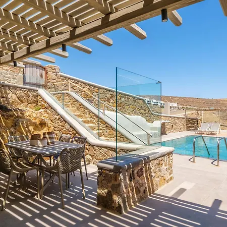 The Mykonist Merchia & Holiday home Merchia Beach